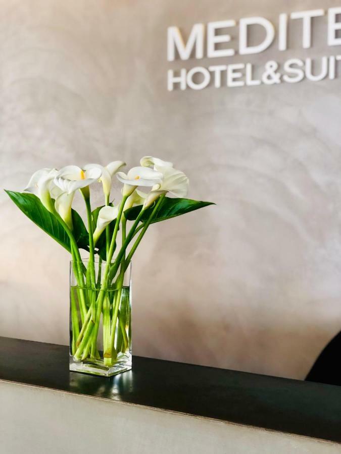 Mediterraneo Hotel & Suites Каттолика Экстерьер фото